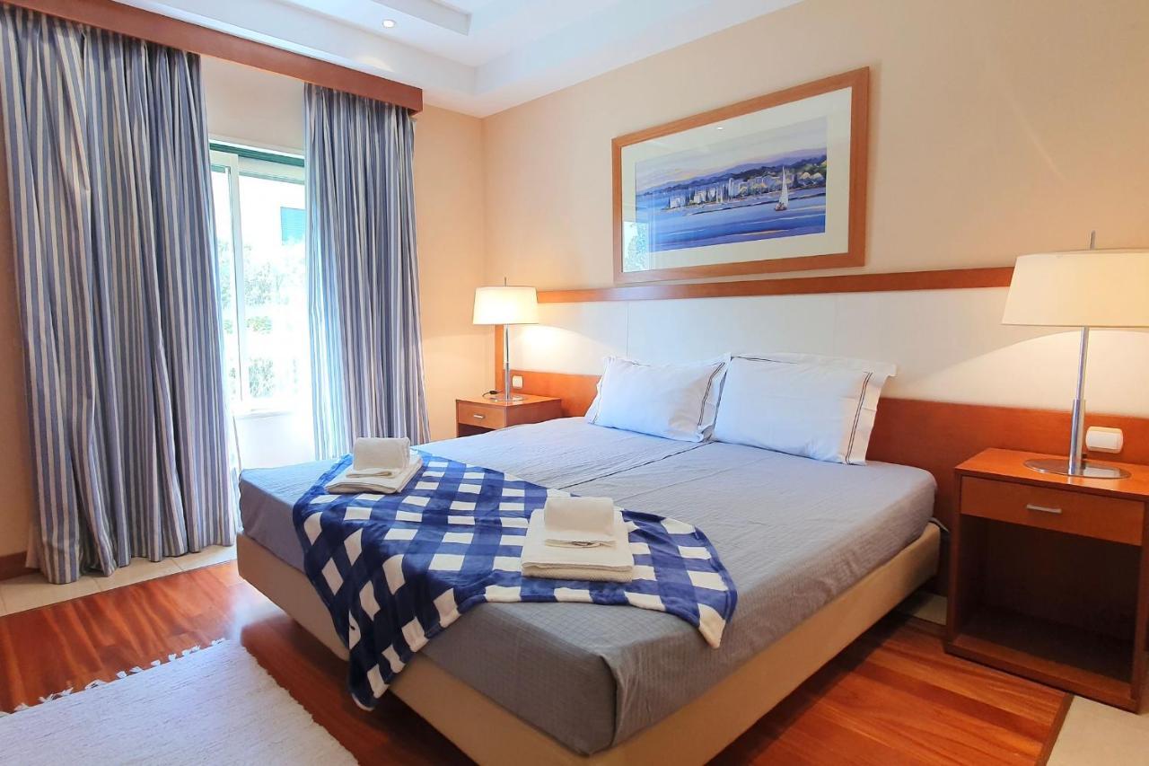 Classic 2Bdr Apartment Near Beach By Lovelystay Lagoa  Extérieur photo